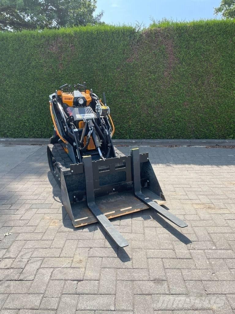 GiANT GS 950 T 미니 로더