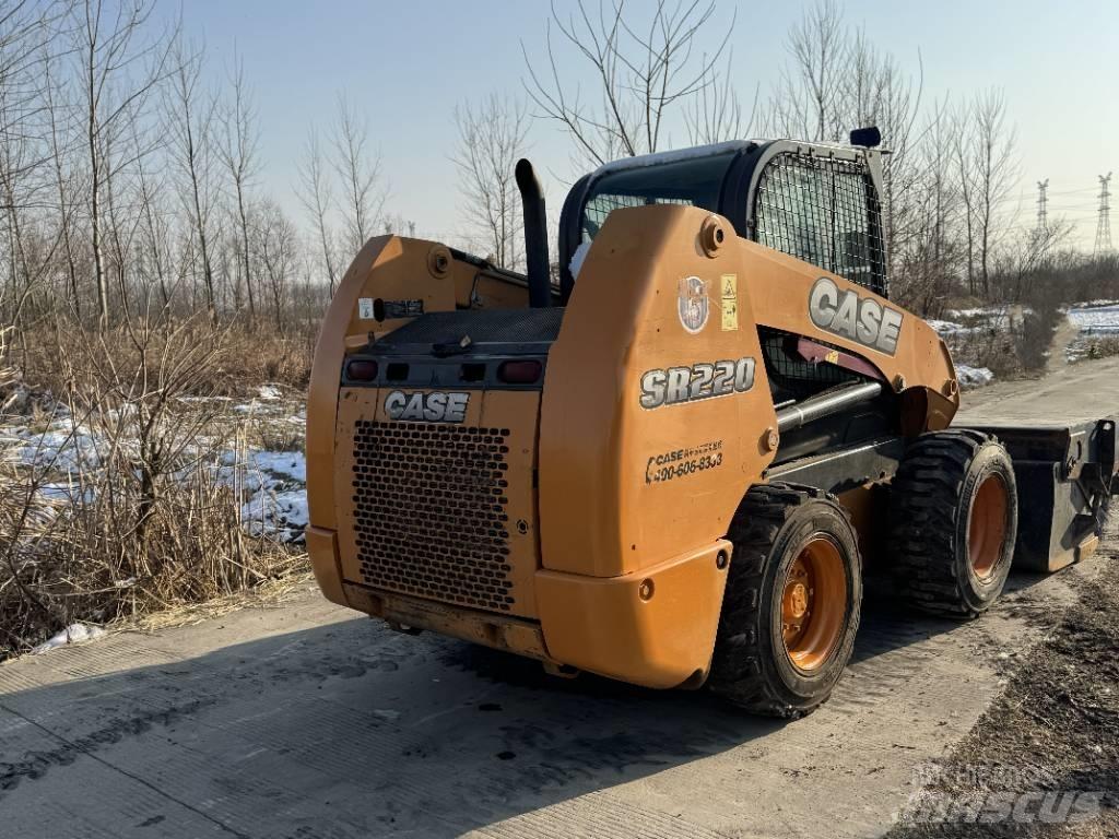 CASE SR220  스키드로더