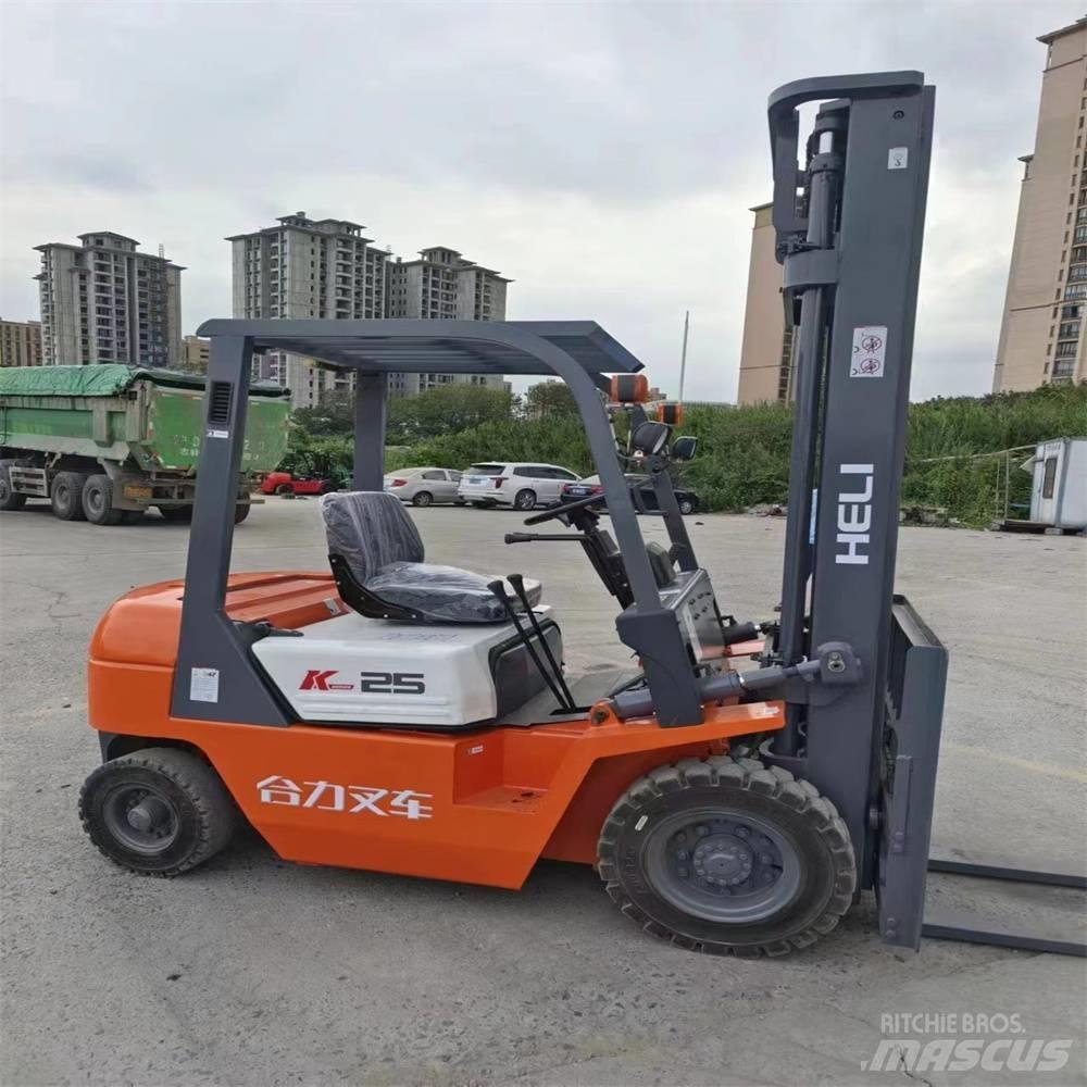 Heli CPC 25 디젤 지게차