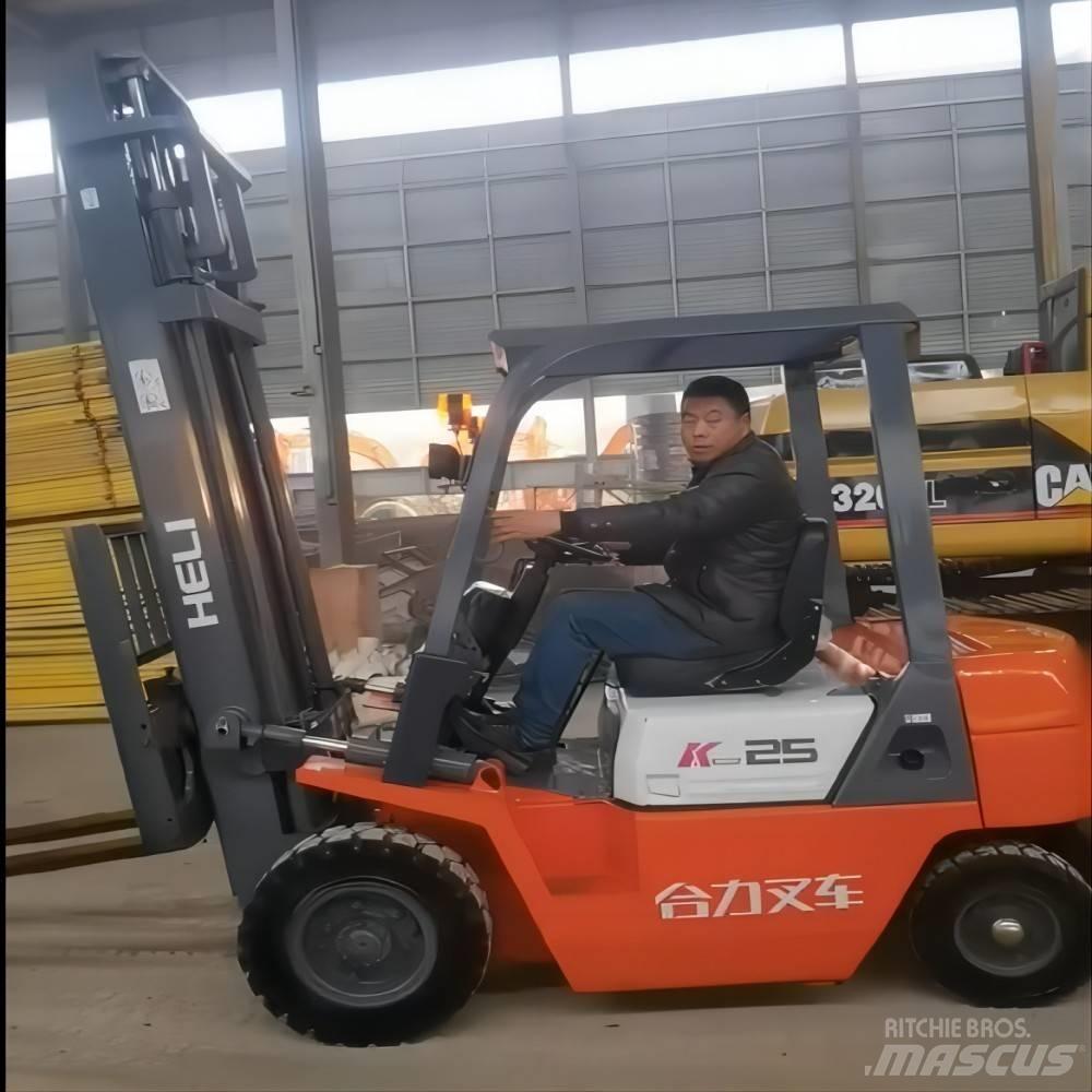 Heli CPC 25 디젤 지게차