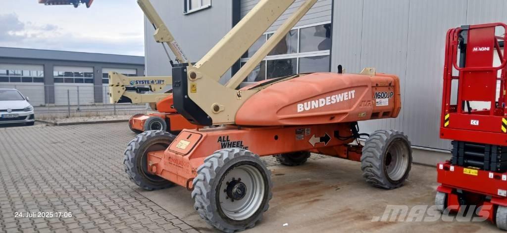 JLG M 600 JP 관절형 전동이동 리프트