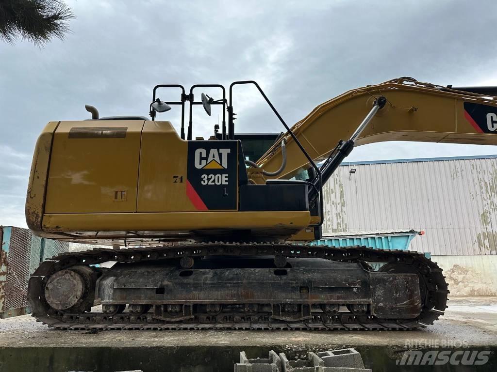 CAT 320 EL 대형 굴삭기 29톤 이상