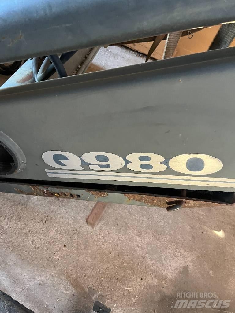 Ålö Frontlastare 980 프론트 로더 및 굴착기