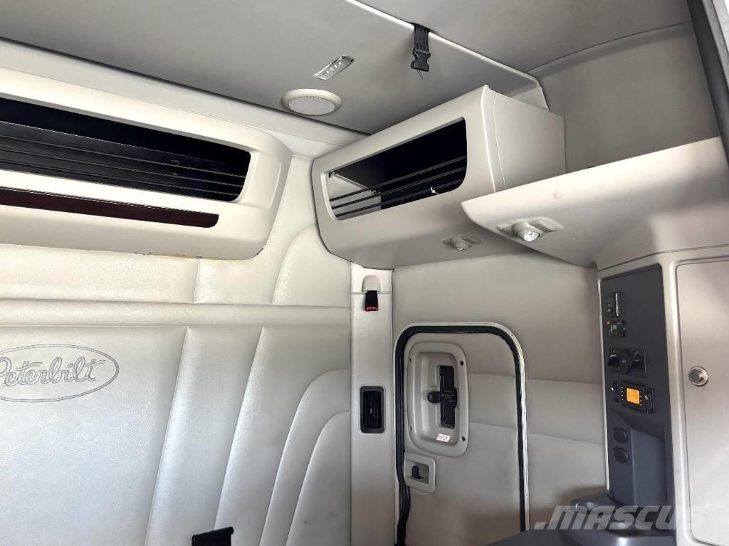 Peterbilt 567 트랙터 유닛