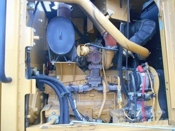 CAT 140M 그레이더