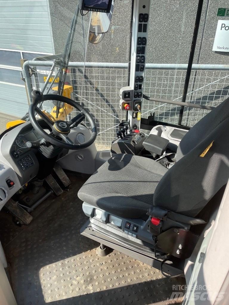 Volvo L70H  휠로우더