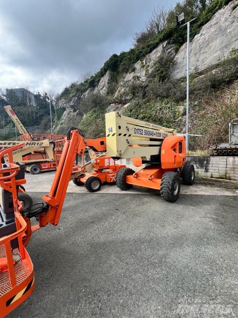 JLG AJ450 관절형 전동이동 리프트
