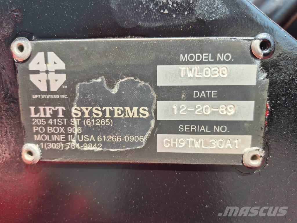  Lift Systems TWL030 A/T 크레인