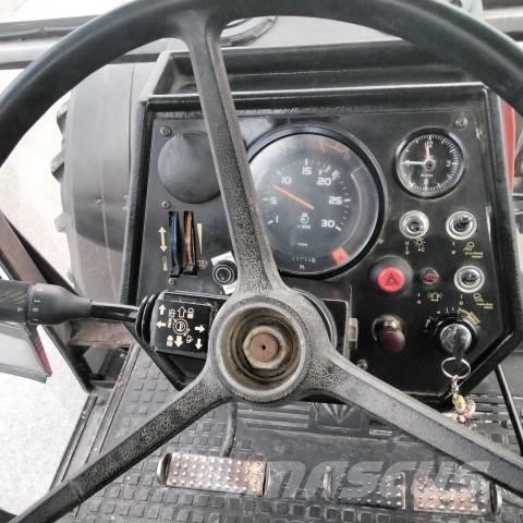 Valtra Valmet 905 트랙터