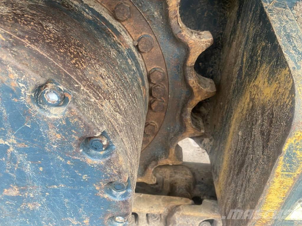 Hyundai HX 220 AL 대형 굴삭기 29톤 이상