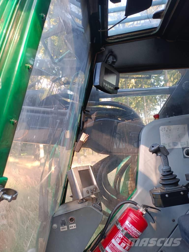 Neuson Forest 132HVT 원목 하베스터