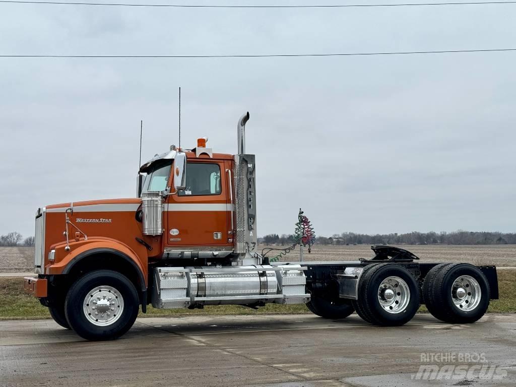 Western Star 4900 트랙터 유닛