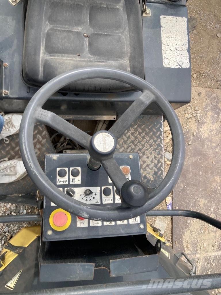 Bomag BW 100 AD-3 트윈 드럼 롤러