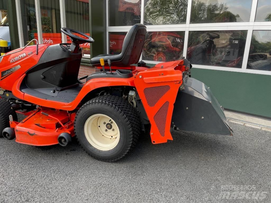 Kubota GR 2100 II 탑승형 잔디깎기