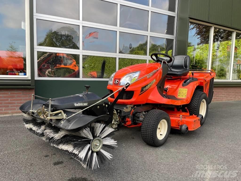 Kubota GR 2100 II 탑승형 잔디깎기