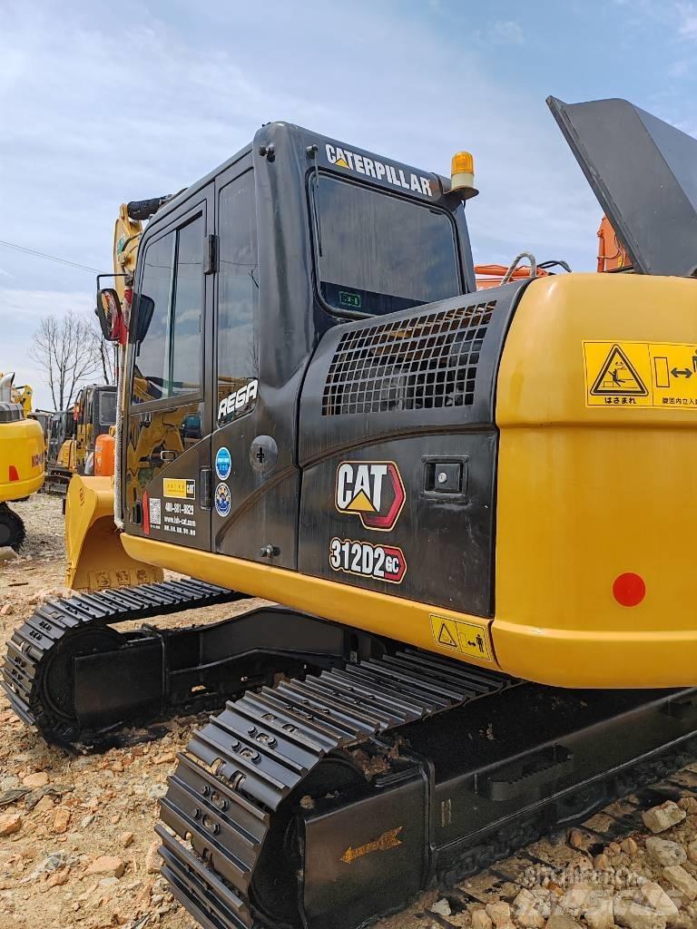 CAT 312D2GC 중형굴삭기 7톤-28톤