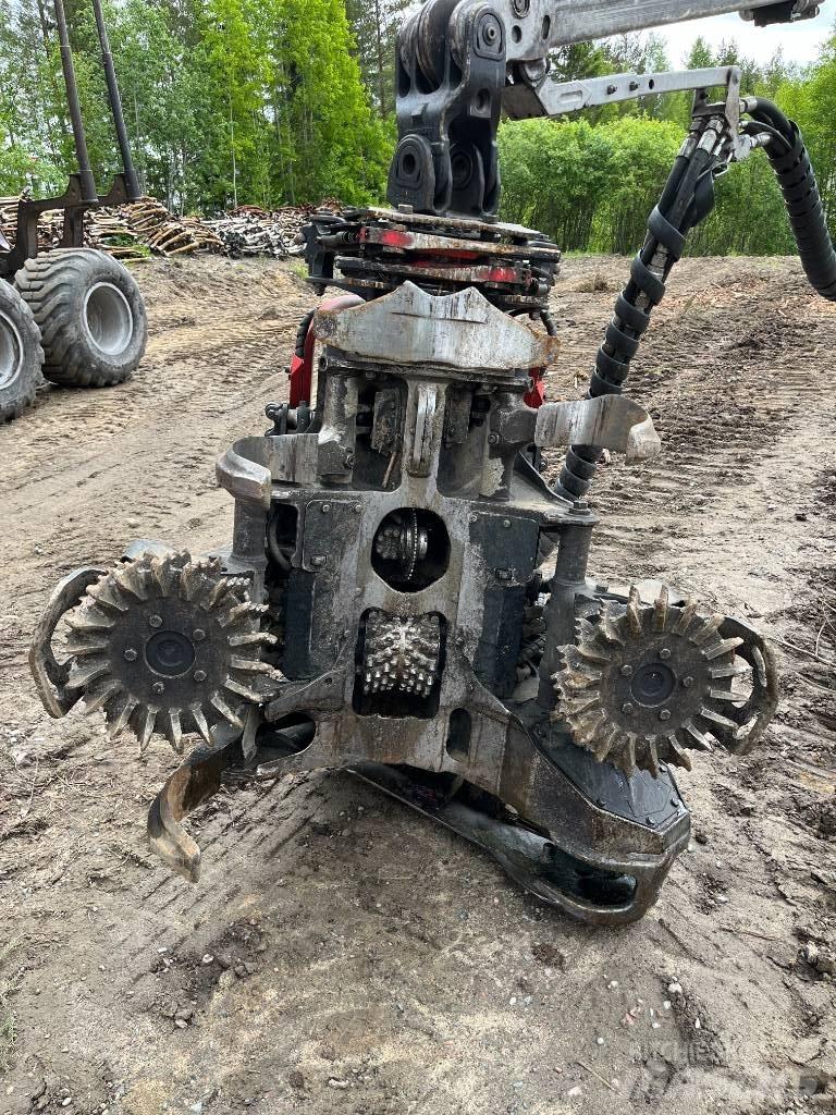 Komatsu 901XC 원목 하베스터