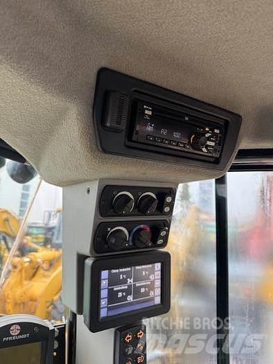 CAT 966M  휠로우더