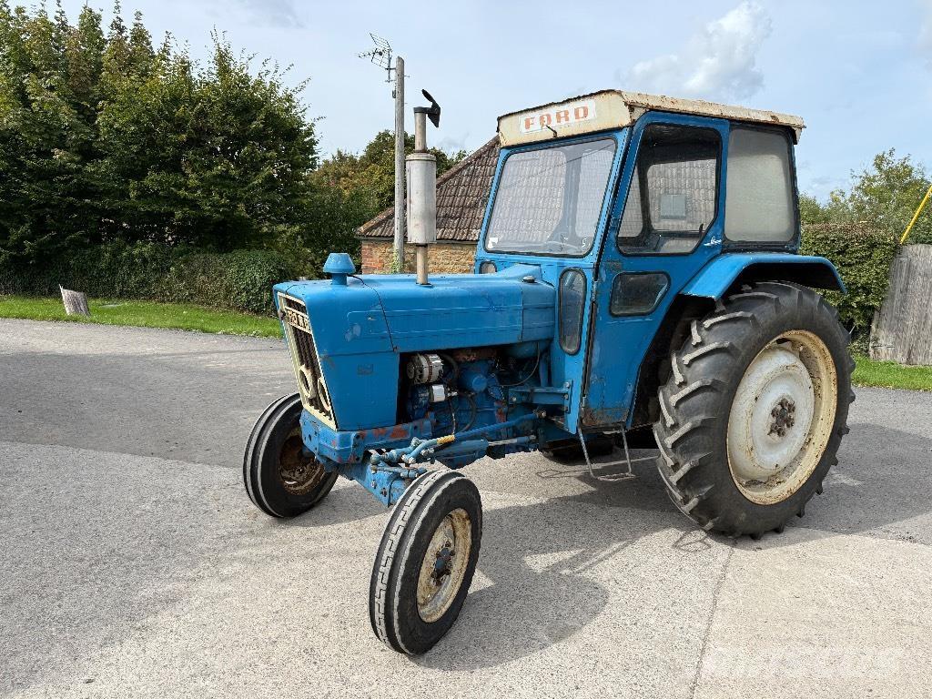 Ford 4600 트랙터