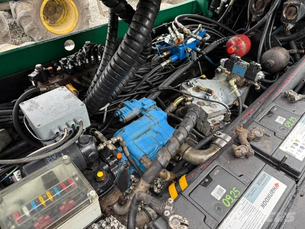 Timberjack 810 B 원목 포워더