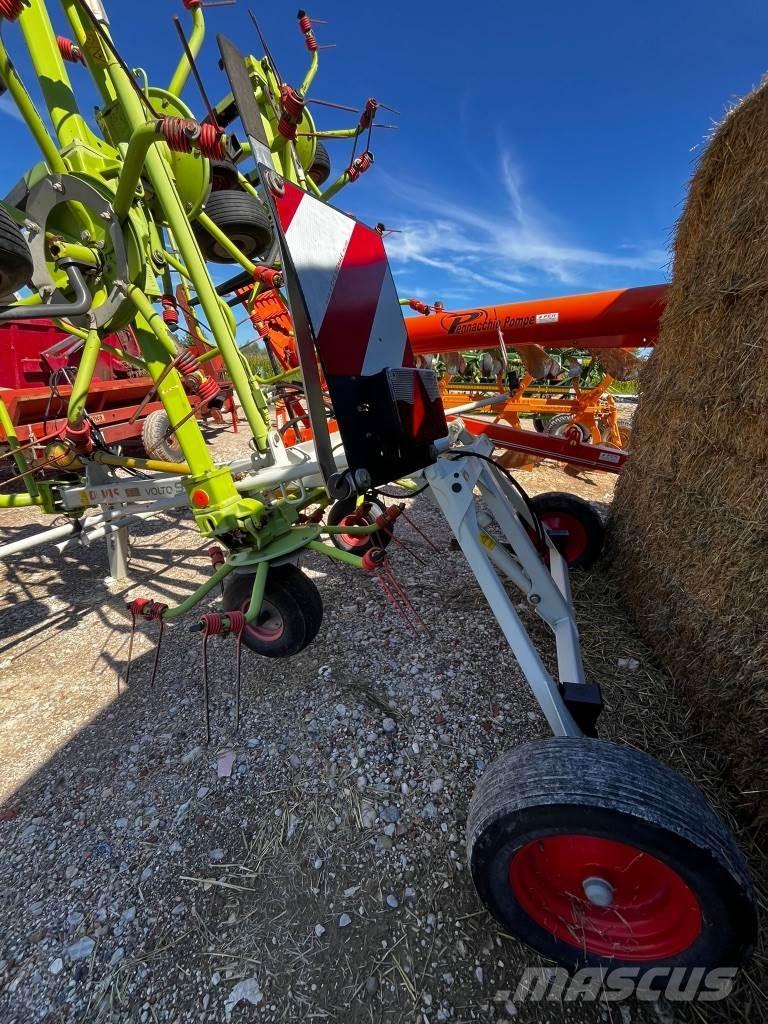 CLAAS Volto 900 T 갈퀴 및 테더