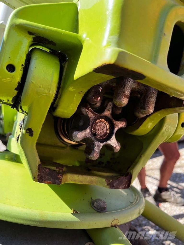 CLAAS Volto 900 T 갈퀴 및 테더