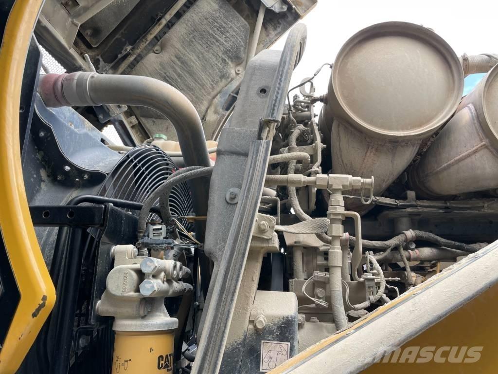 CAT 972M  휠로우더