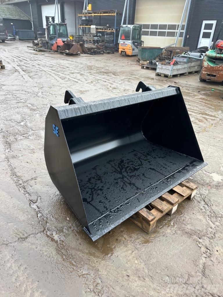 JCB Jordskovl 버켓