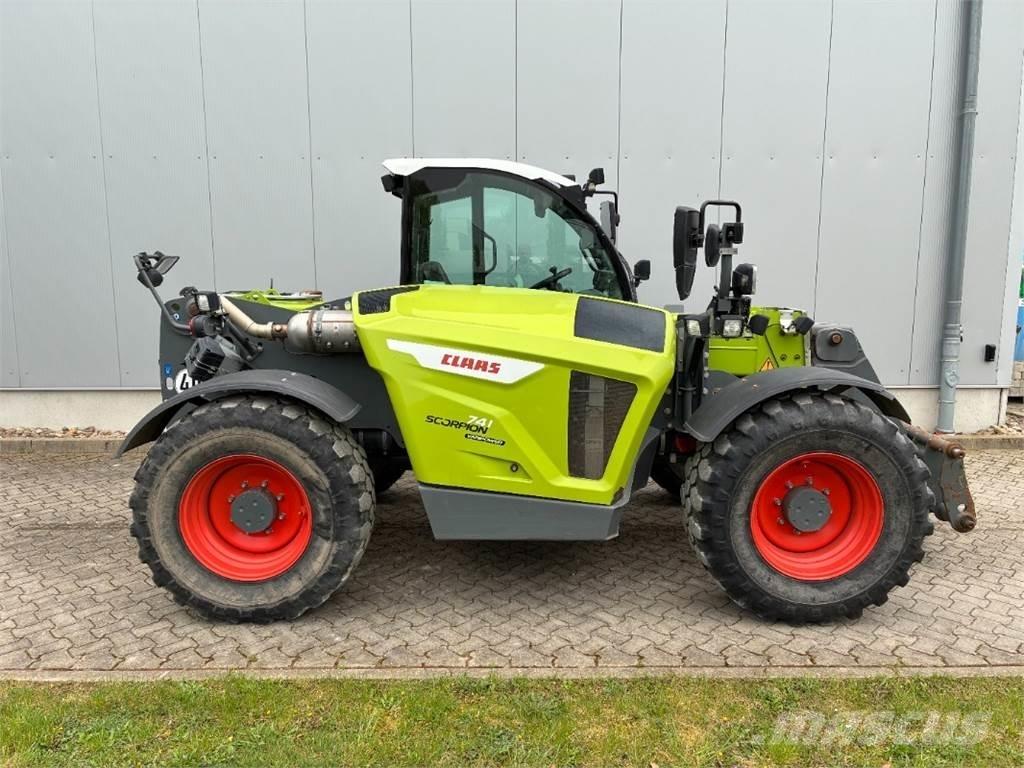 CLAAS Scorpion 741 텔러 핸들러