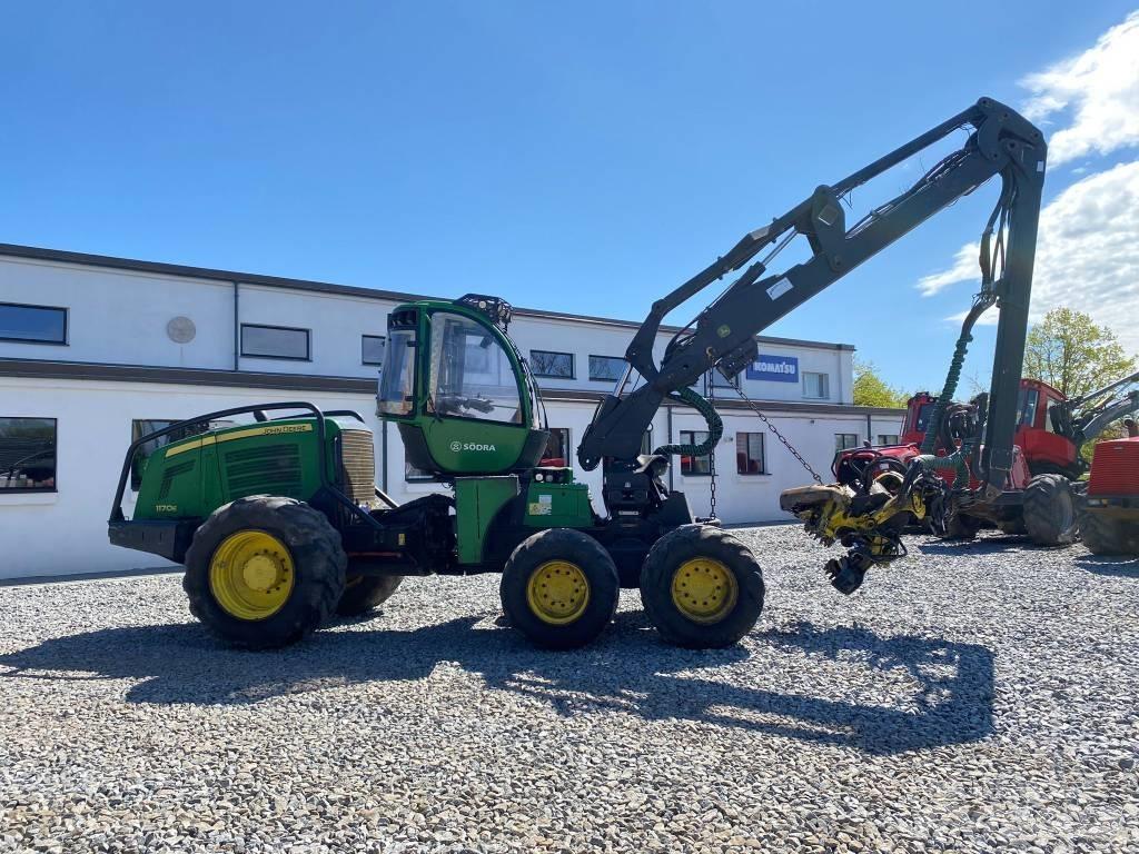 John Deere 1170 E 원목 하베스터