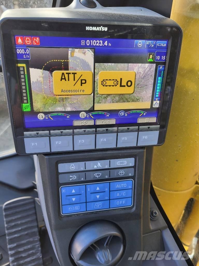 Komatsu PC210LC-11 대형 굴삭기 29톤 이상