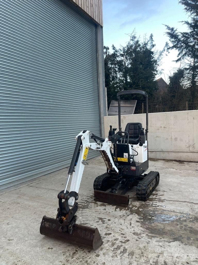 Bobcat E 10 소형 굴삭기 7톤 미만
