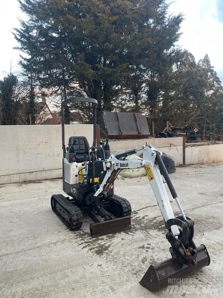 Bobcat E 10 소형 굴삭기 7톤 미만