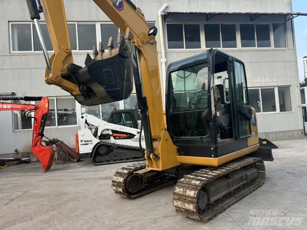 CAT 306 소형 굴삭기 7톤 미만