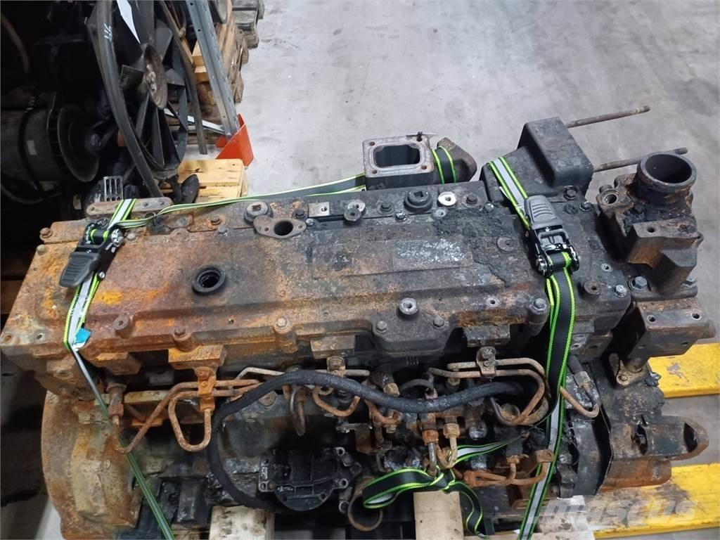 John Deere 6090HT 엔진