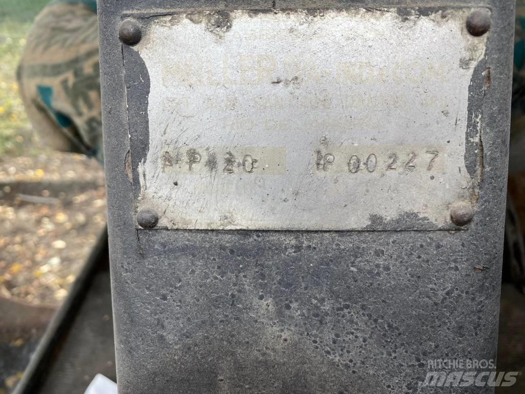  Strojexport GW20 기타 롤러