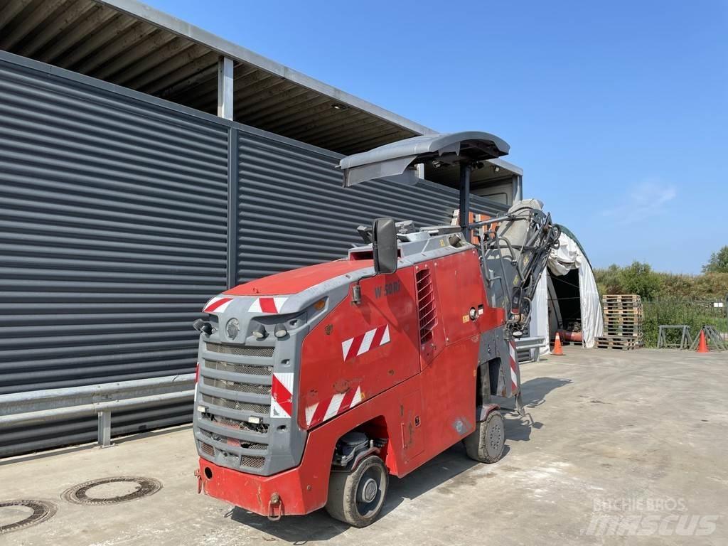 Wirtgen W 50 RI 아스팔트 콜드 밀링 기계