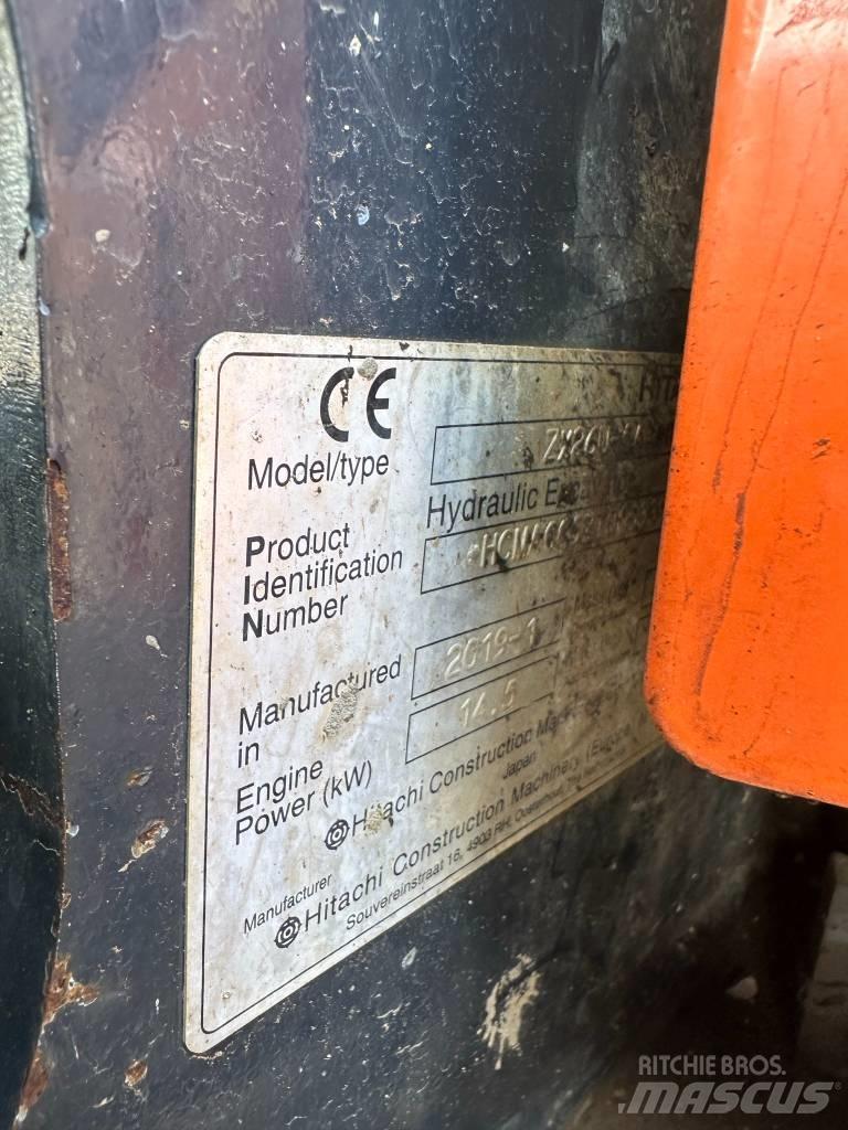 Hitachi ZX 26 U-5 소형 굴삭기 7톤 미만