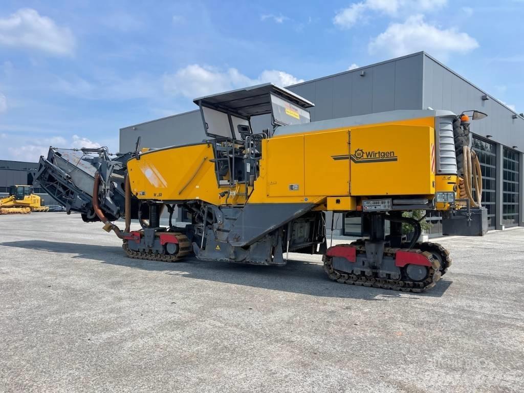 Wirtgen W250i 아스팔트 콜드 밀링 기계