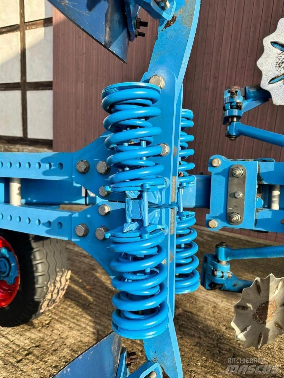 Lemken Europal 8 가역 플로우(쟁기)