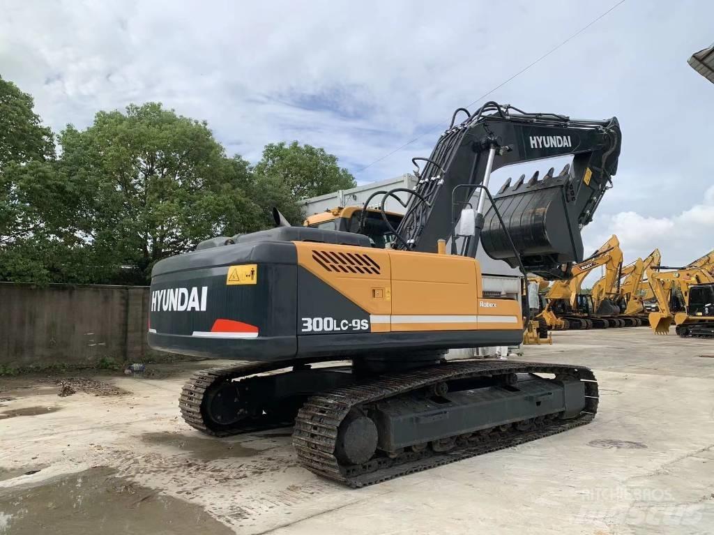 Hyundai R300LC-9S 대형 굴삭기 29톤 이상