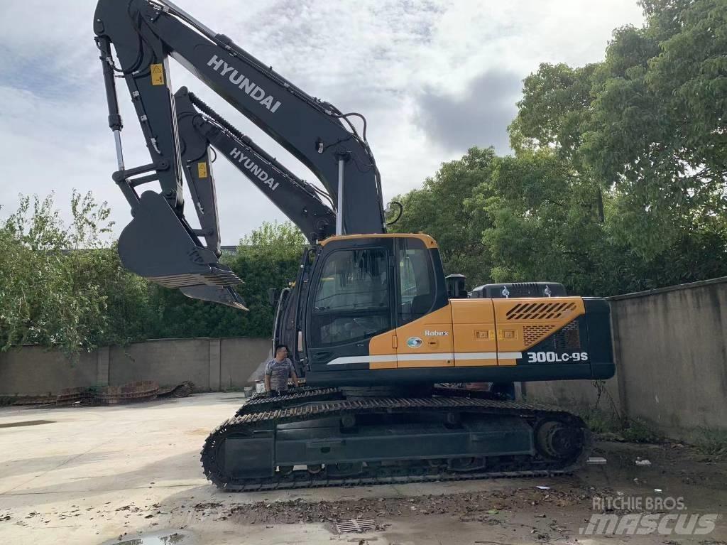 Hyundai R300LC-9S 대형 굴삭기 29톤 이상