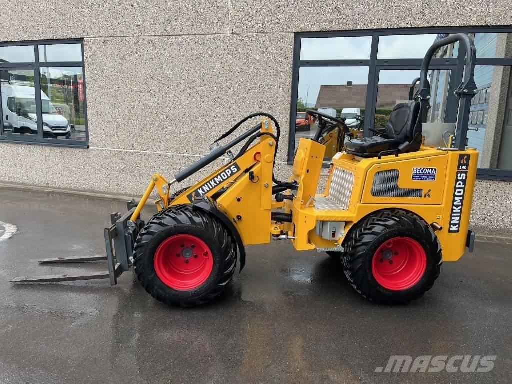 Knikmops KM140 미니 로더