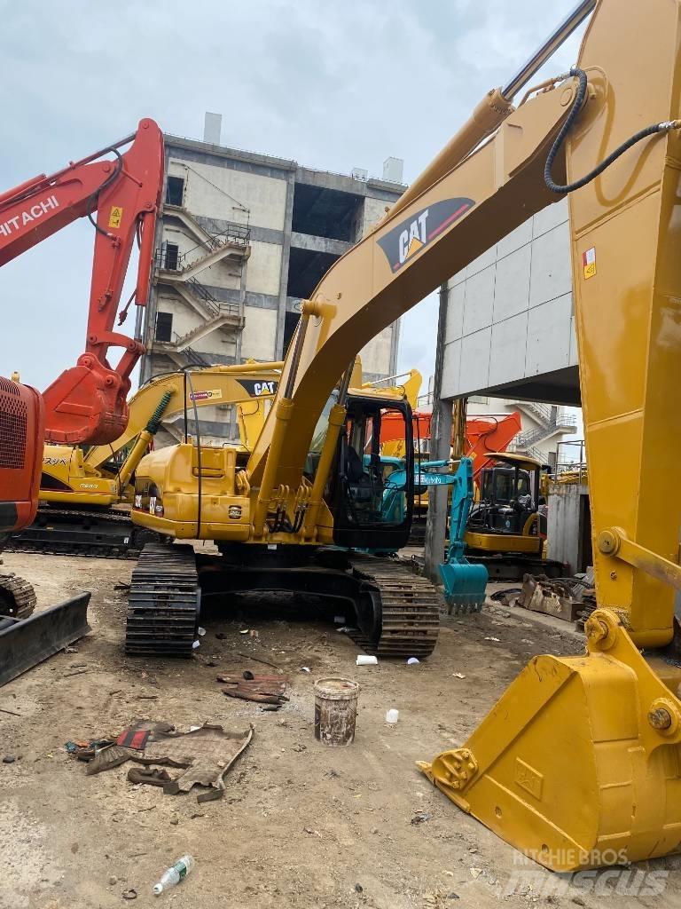 CAT 320 C L 대형 굴삭기 29톤 이상
