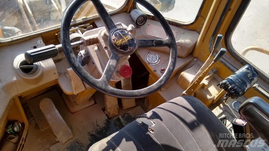CAT 950 B  휠로우더