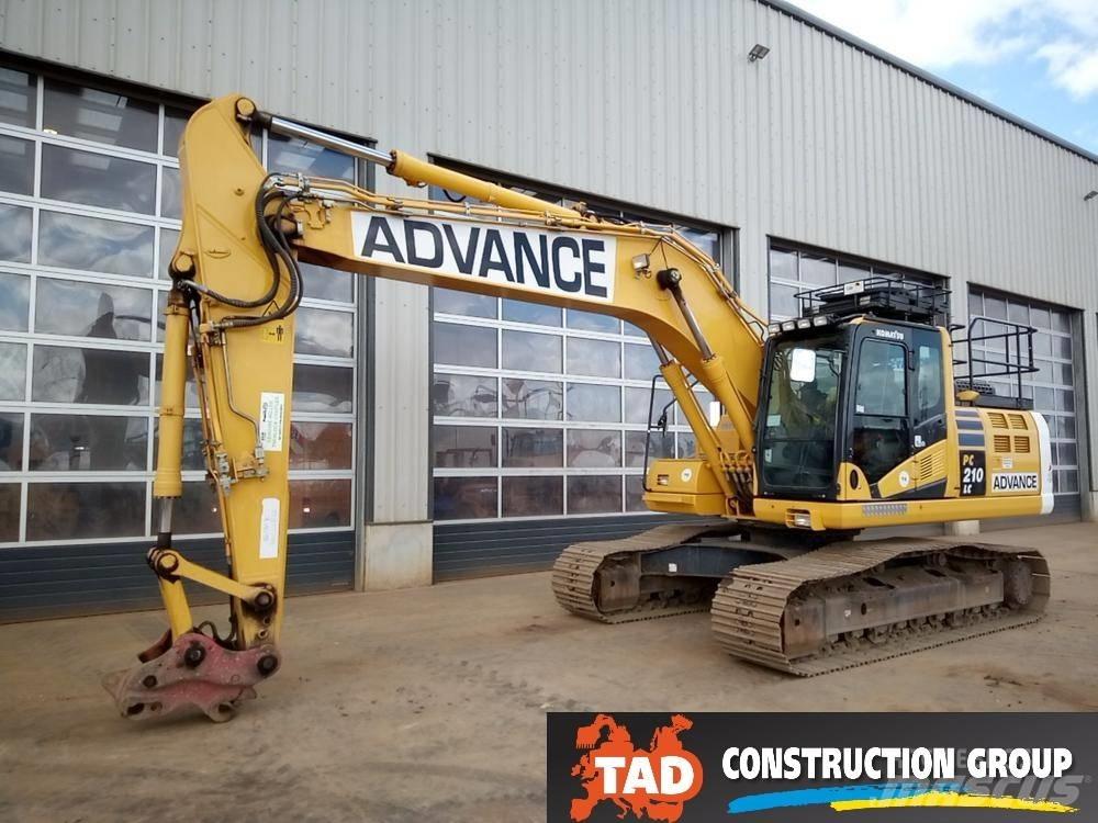 Komatsu PC210LC-11 대형 굴삭기 29톤 이상