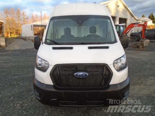 Ford Transit 250 패널 화물차