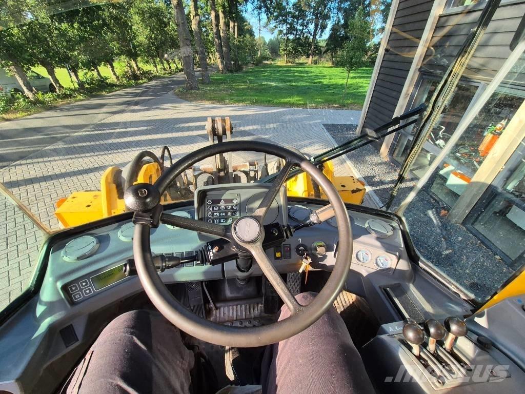 Volvo L 70 C  휠로우더