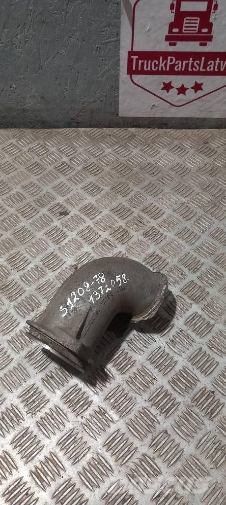 Scania 94 D.   1372058 라디에이터