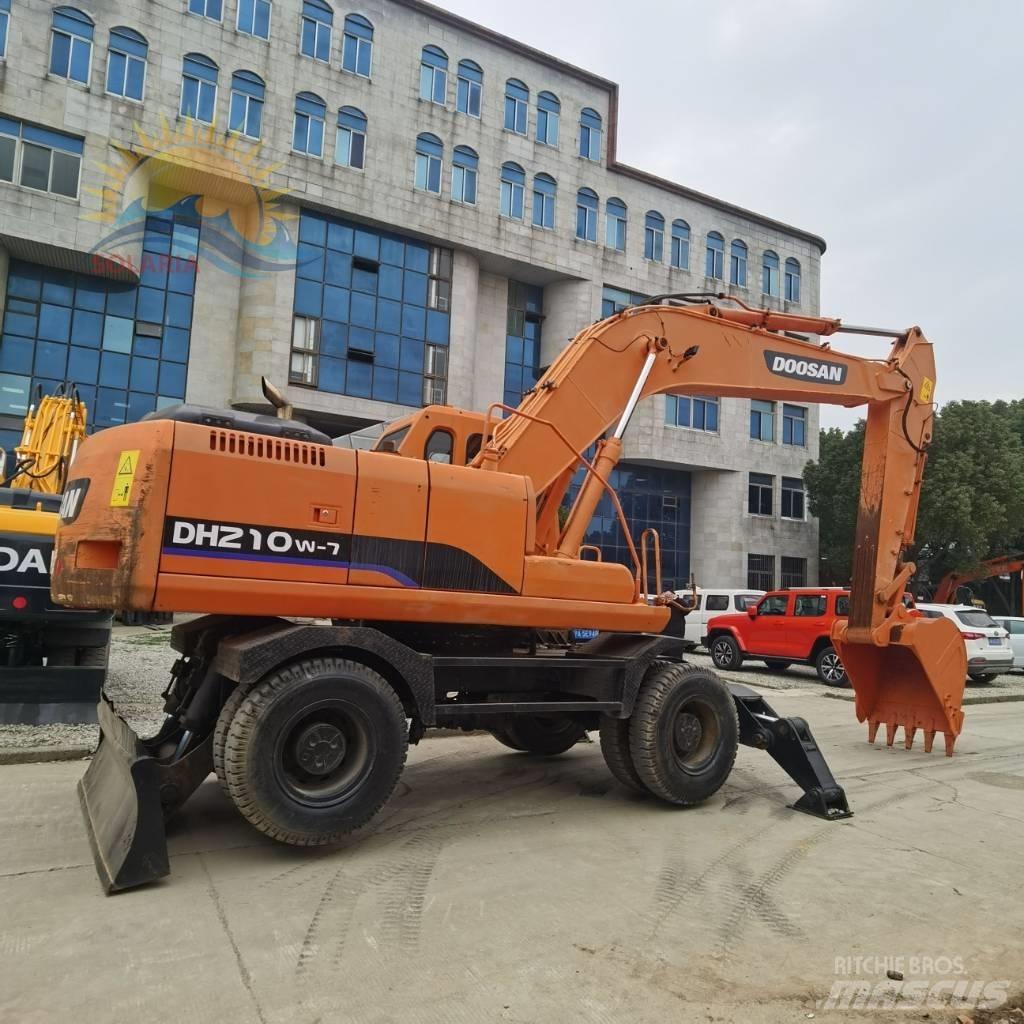 Doosan DH 210 W-7  휠 굴삭기